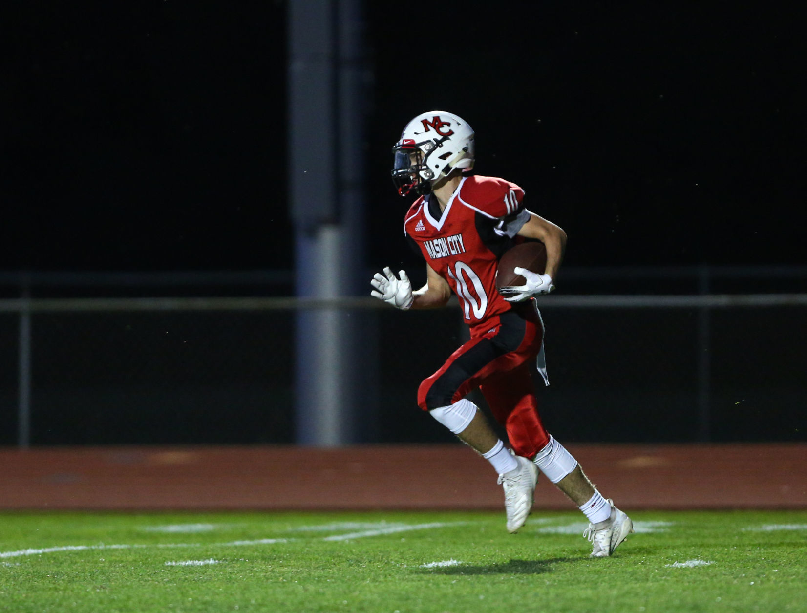 Mason City vs Waterloo West 09-06-2019 (32).jpg